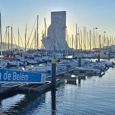 Veleiro Em Belem Bateau-hôtel Lisboa